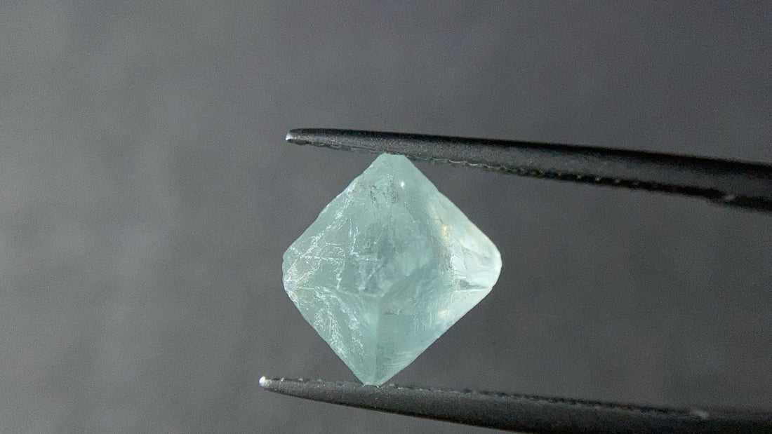 FGA Foundation Stone Set - Fluorite Octahedral Crystal