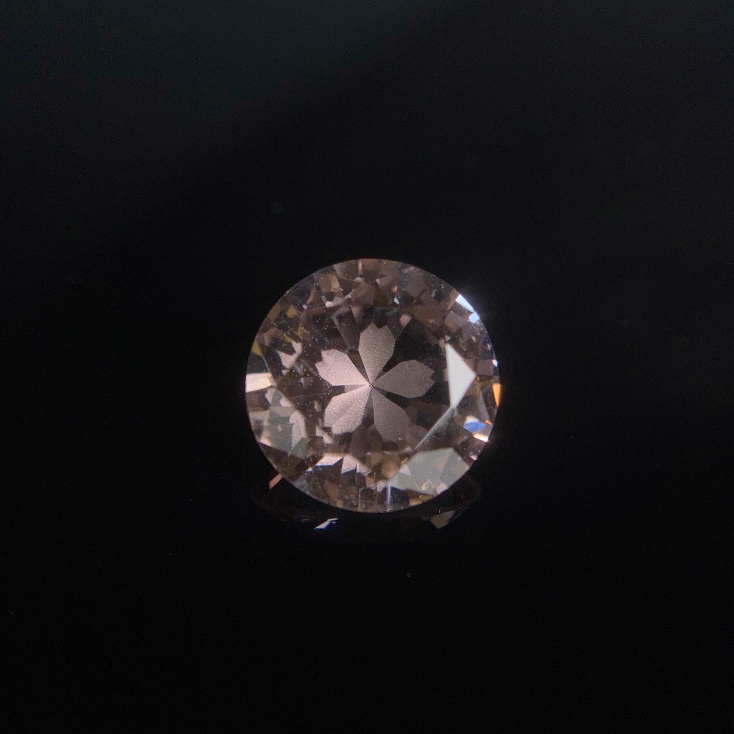 2.13 Carat 櫻花切割摩根石