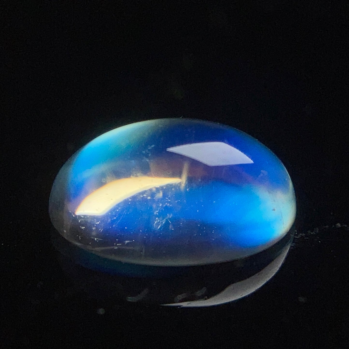 1.21 Carat Rainbow Moonstone 彩虹月亮石