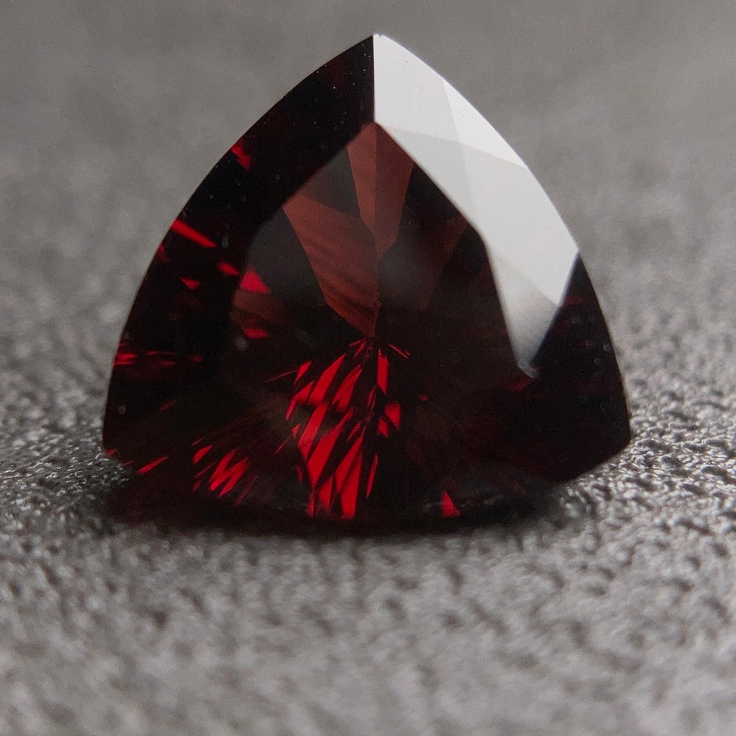 3.54 Carat Almandine 鐵鋁榴石